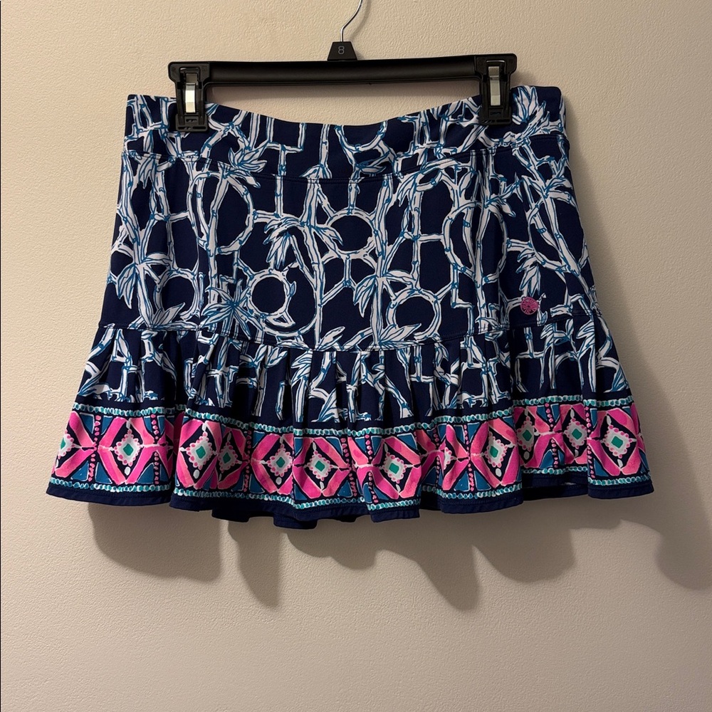 Lilly Pulitzer Luxletic skirt with shorts . Large